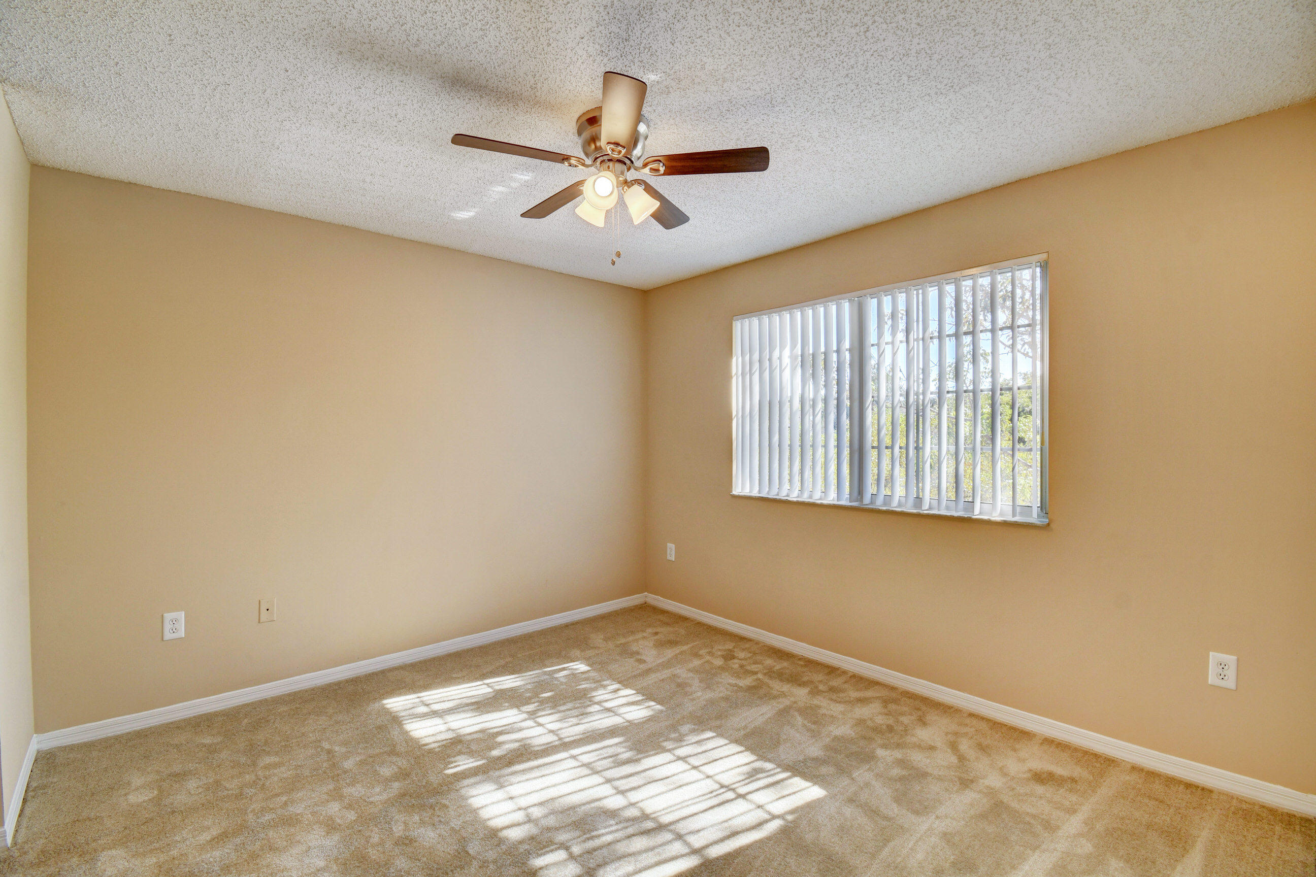 4175 Haverhill Road, Unit 910 West Palm Beach, FL 33417 - Photo 22 of 43 22_dsc_8974_5_6_7_8