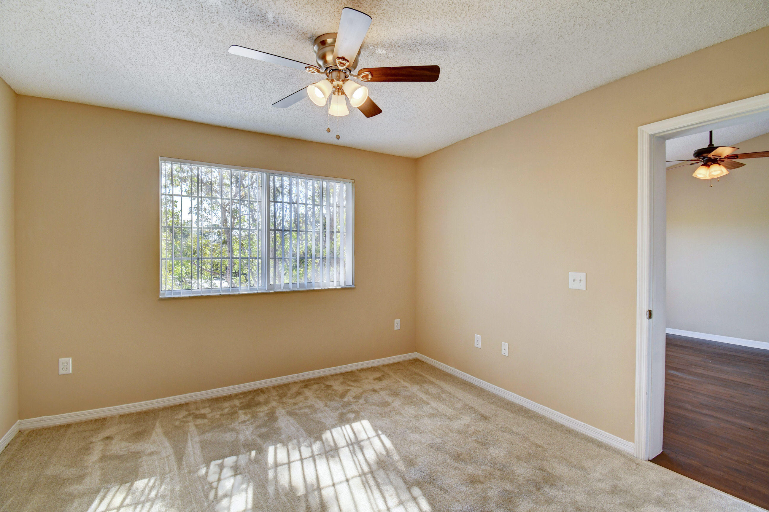 4175 Haverhill Road, Unit 910 West Palm Beach, FL 33417 - Photo 23 of 43 23_dsc_8984_5_6_7_8