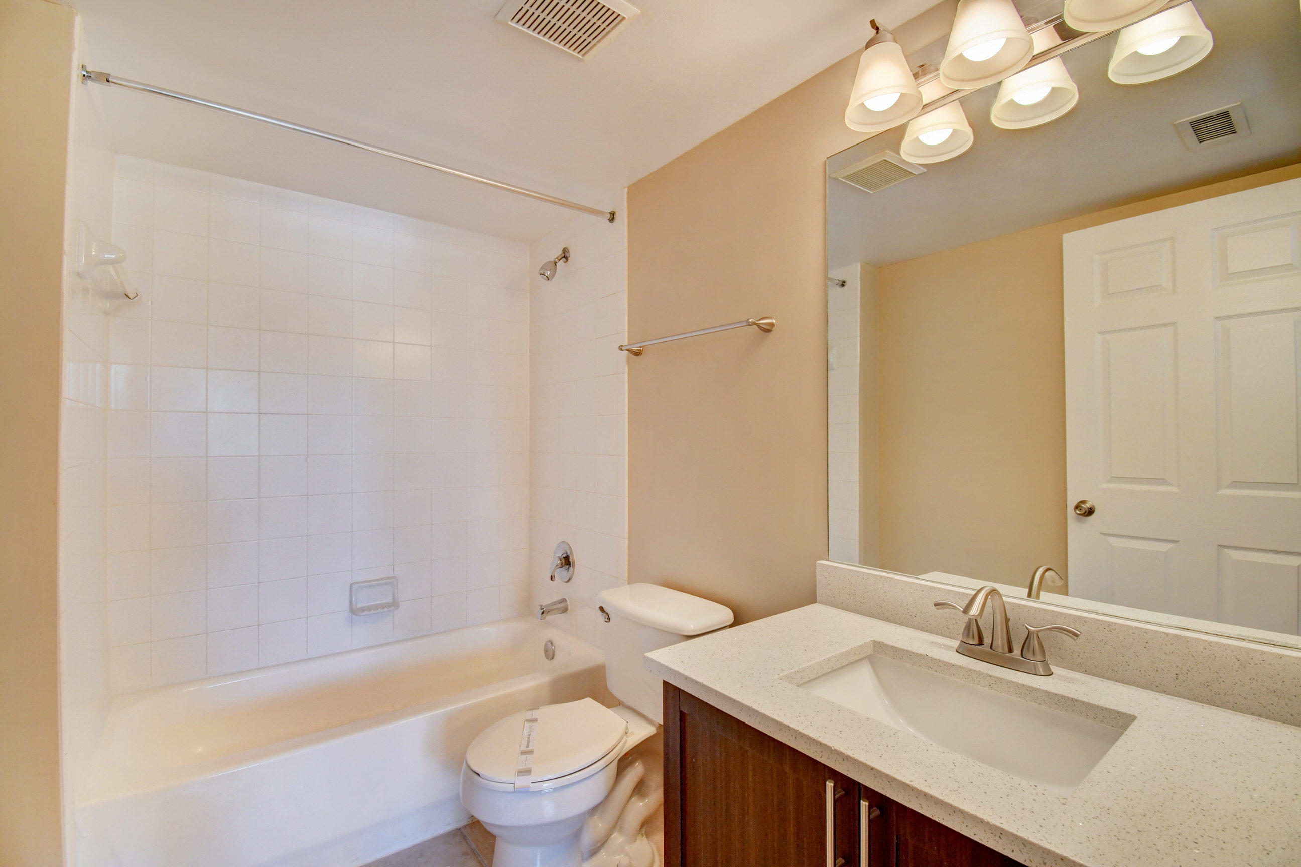 4175 Haverhill Road, Unit 910 West Palm Beach, FL 33417 - Photo 27 of 43 27_dsc_9024_5_6_7_8