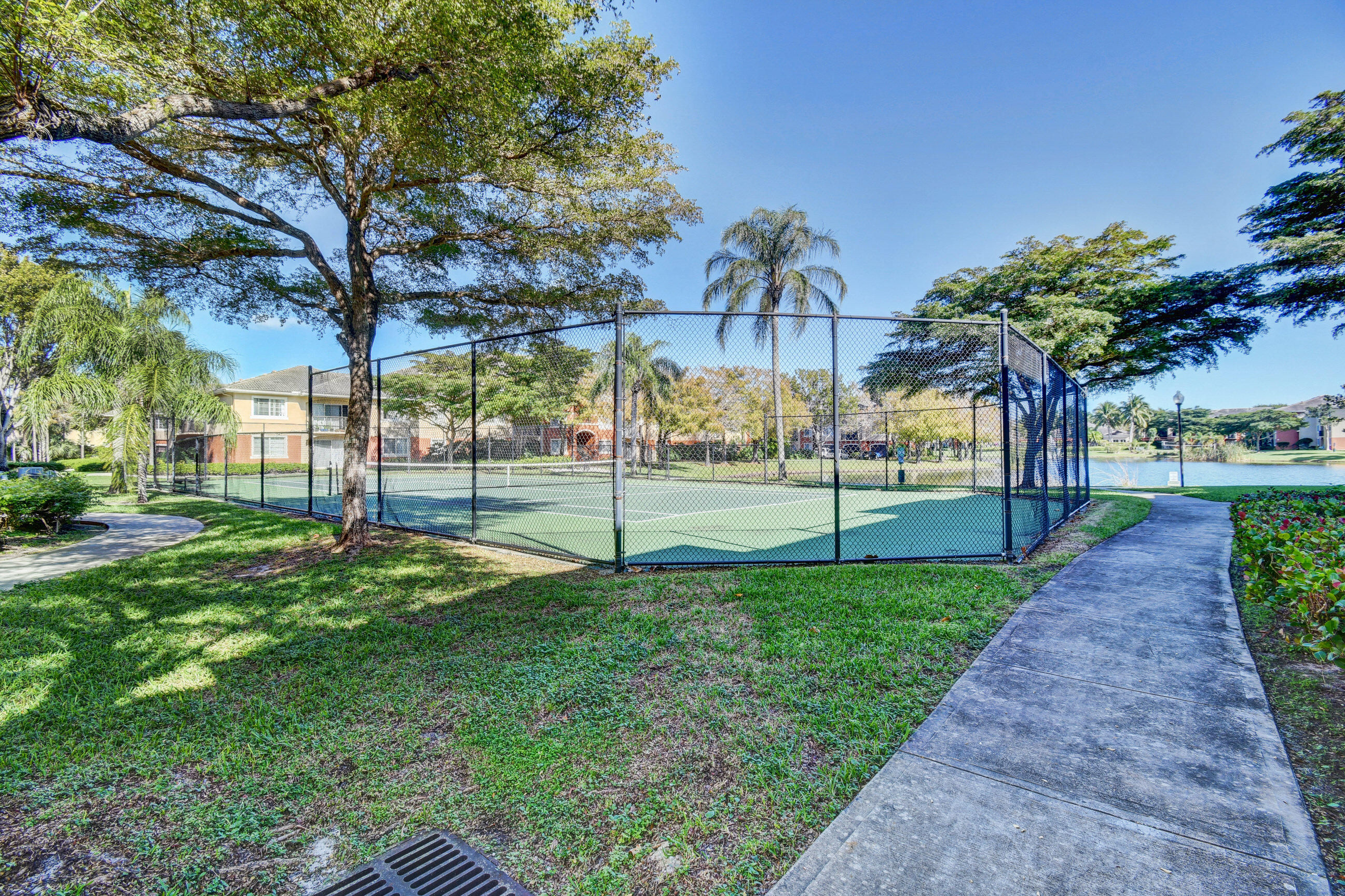 4175 Haverhill Road, Unit 910 West Palm Beach, FL 33417 - Photo 31 of 43 31_dsc_9074_5_6_7_8