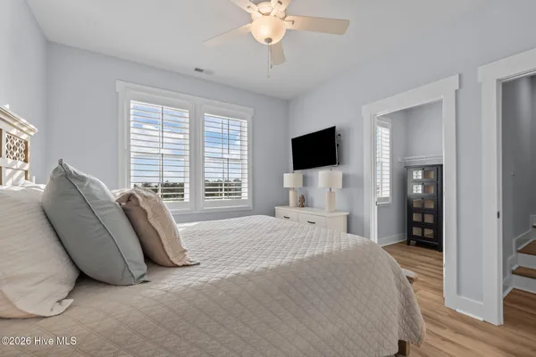 $989,000 | 200 Olde Towne Yacht Clb Drive, Unit 43, Beaufort, NC 28516