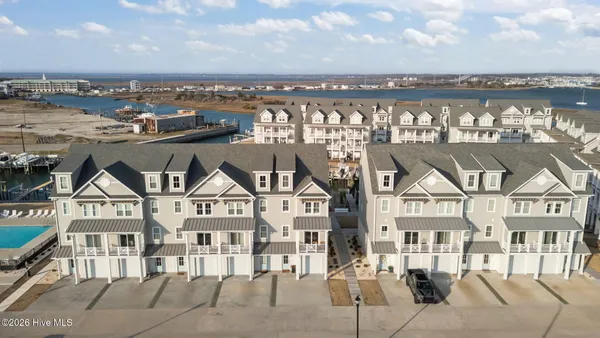 $989,000 | 200 Olde Towne Yacht Clb Drive, Unit 43, Beaufort, NC 28516