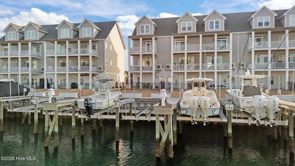 $989,000 | 200 Olde Towne Yacht Clb Drive, Unit 43, Beaufort, NC 28516
