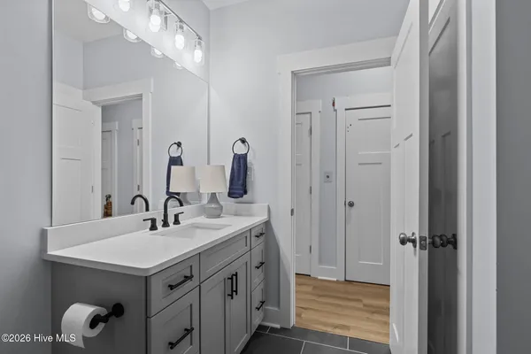 $989,000 | 200 Olde Towne Yacht Clb Drive, Unit 43, Beaufort, NC 28516