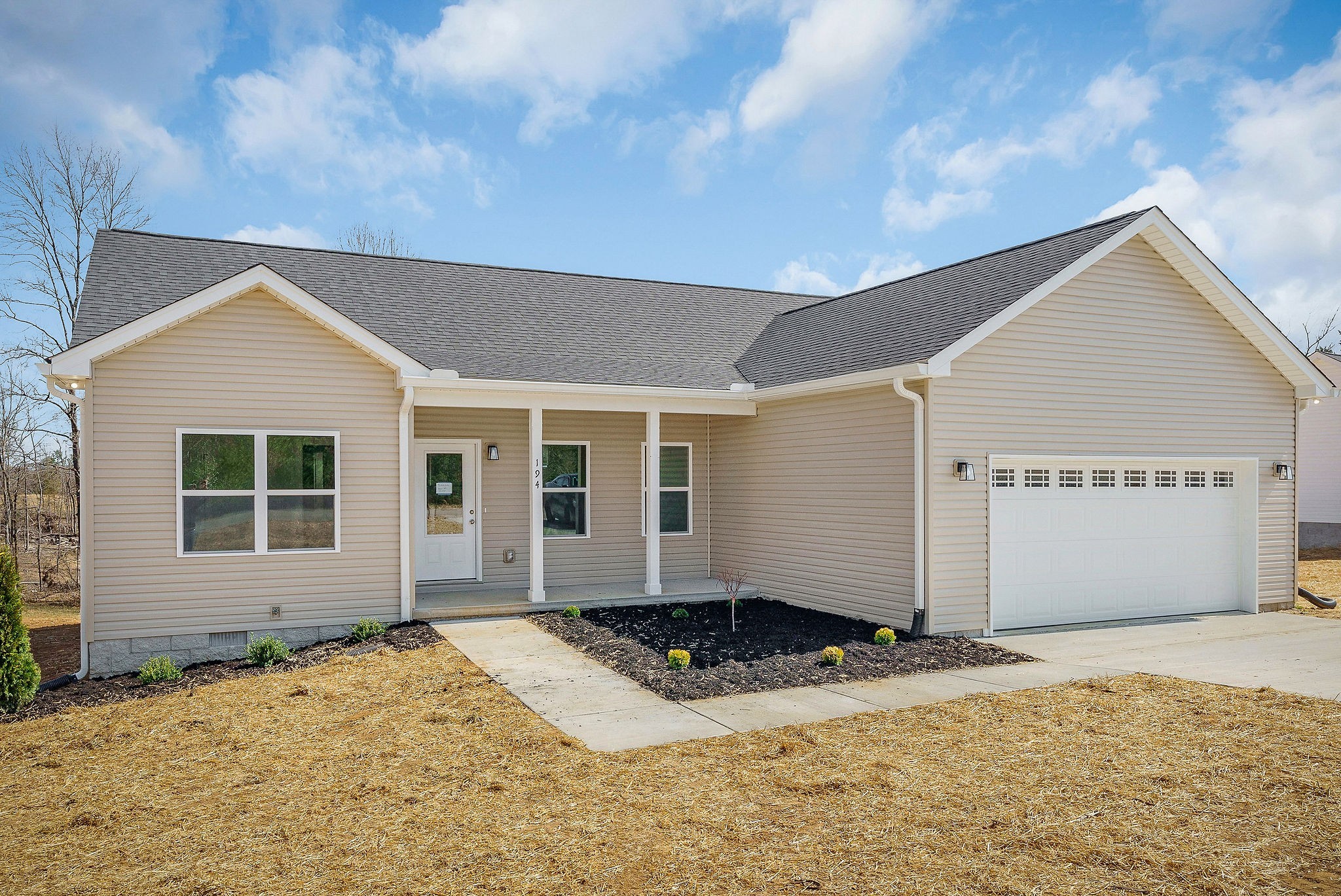 194 Johnson Chapel Road Sparta, TN 38583 - Photo 1 of 35 a front view of house with yard