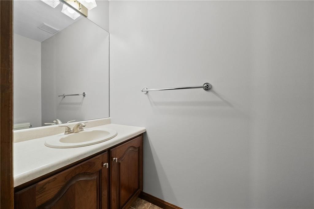 137 Field Club Circle McKees Rocks, PA 15136 - Photo 19 of 47 Gallery Image 19