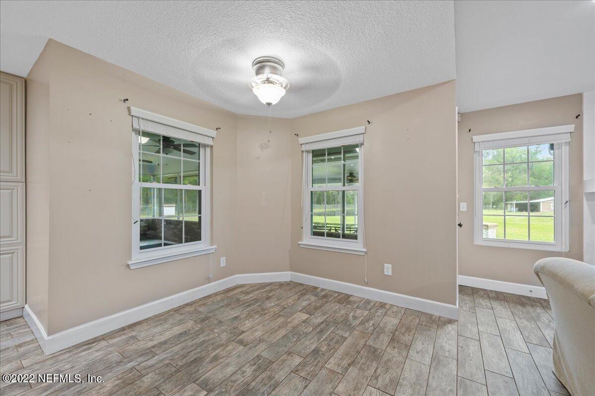 3769 Yellow Water Road Jacksonville, FL 32234 - Photo 16 of 32 10-Z72_1474