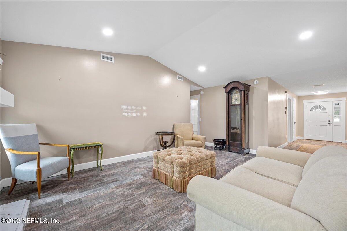 3769 Yellow Water Road Jacksonville, FL 32234 - Photo 20 of 32 14-Z72_1486