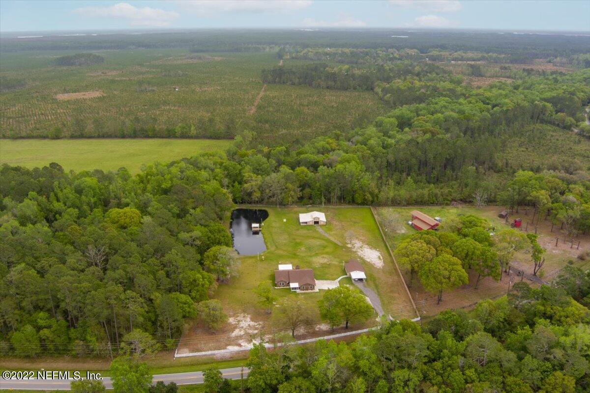 3769 Yellow Water Road Jacksonville, FL 32234 - Photo 27 of 32 21-MAX_0013-HDR