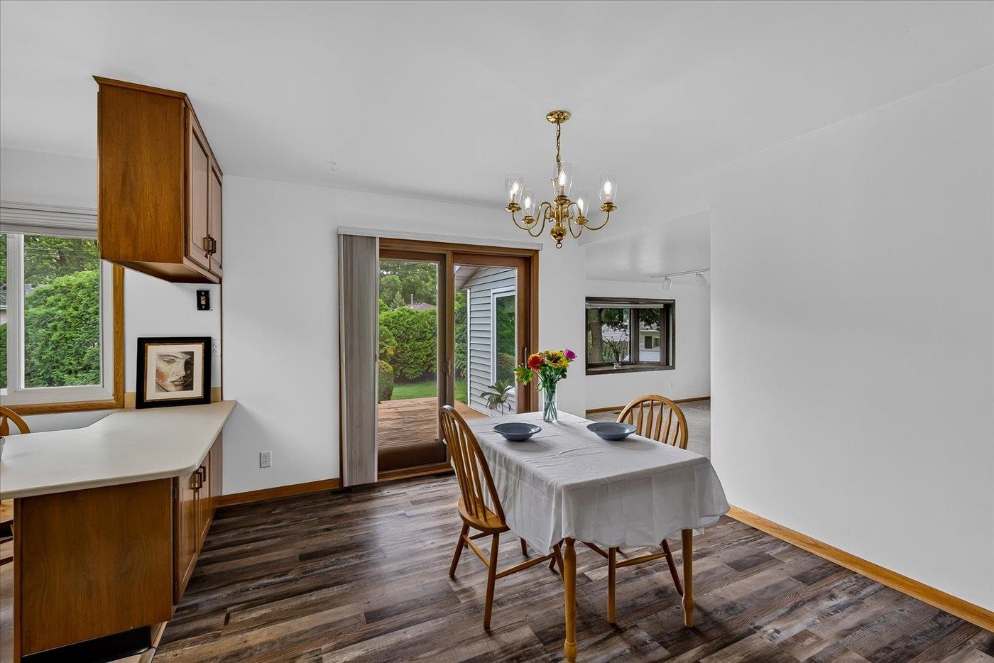 33 Belmont Road Madison, WI 53714 - Photo 8 of 40