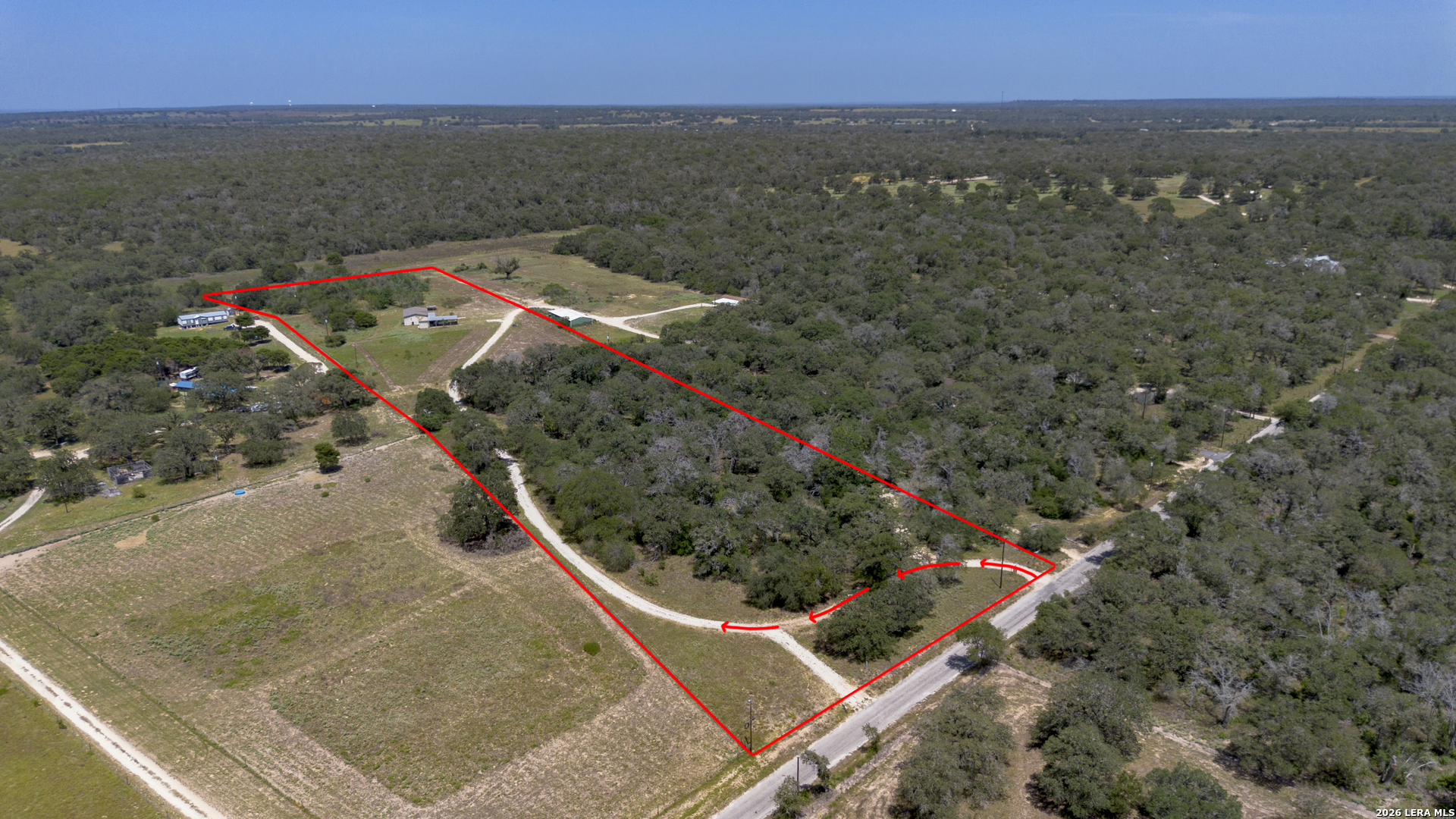 646 Old Colony Road Seguin, TX 78155 - Photo 5 of 21 Gallery Image 5