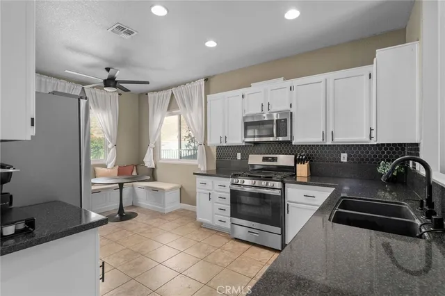 $530,000 | 3675 Shandin Circle, San Bernardino, CA 92407
