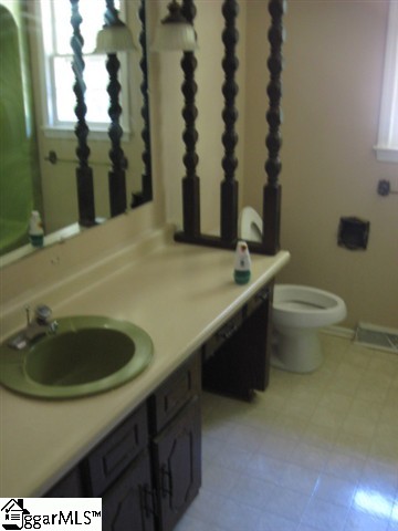 915 Moorehead Drive Anderson, SC 29621 - Photo 16 of 19 Gallery Image 16