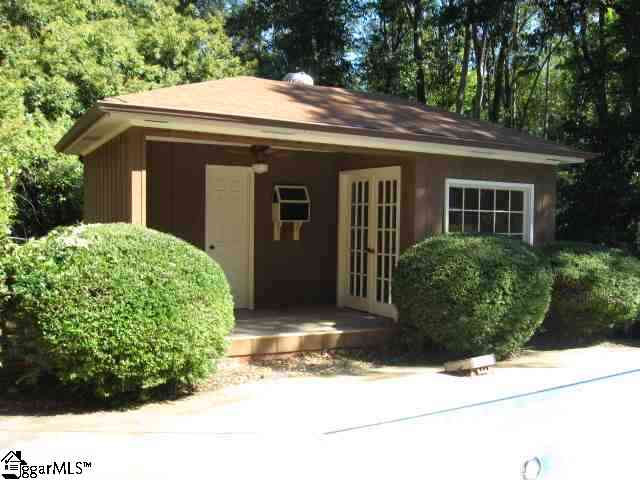 915 Moorehead Drive Anderson, SC 29621 - Photo 4 of 19 Gallery Image 4