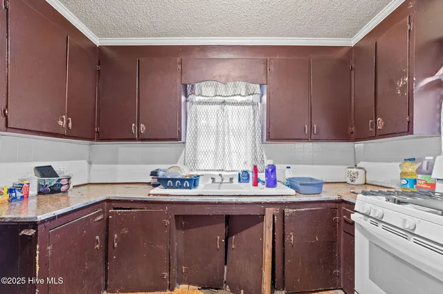 $60,000 | 603 North Adkin Street, Kinston, NC 28501