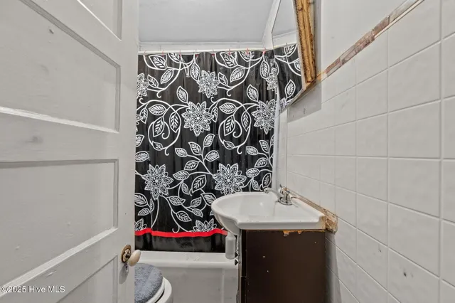 $60,000 | 603 North Adkin Street, Kinston, NC 28501