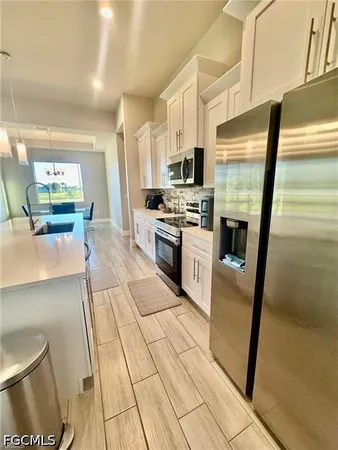 $2,700 | 2512 Northwest 4th Street, Cape Coral, FL 33993