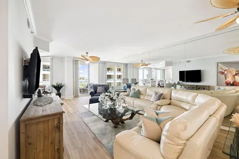 $849,500 | 110 Gulf Shore Drive, Unit 427, Destin, FL 32541