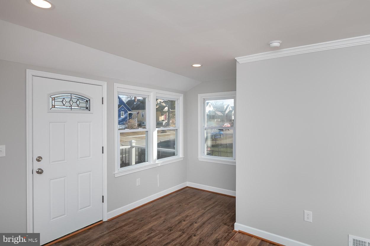 2503 Canterbury Road Baltimore, MD 21234 - Photo 5 of 40 Gallery Image 5
