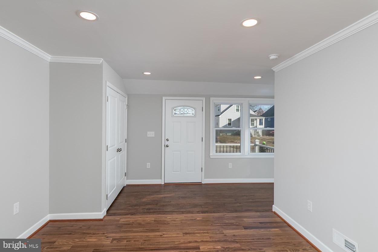 2503 Canterbury Road Baltimore, MD 21234 - Photo 6 of 40 Gallery Image 6