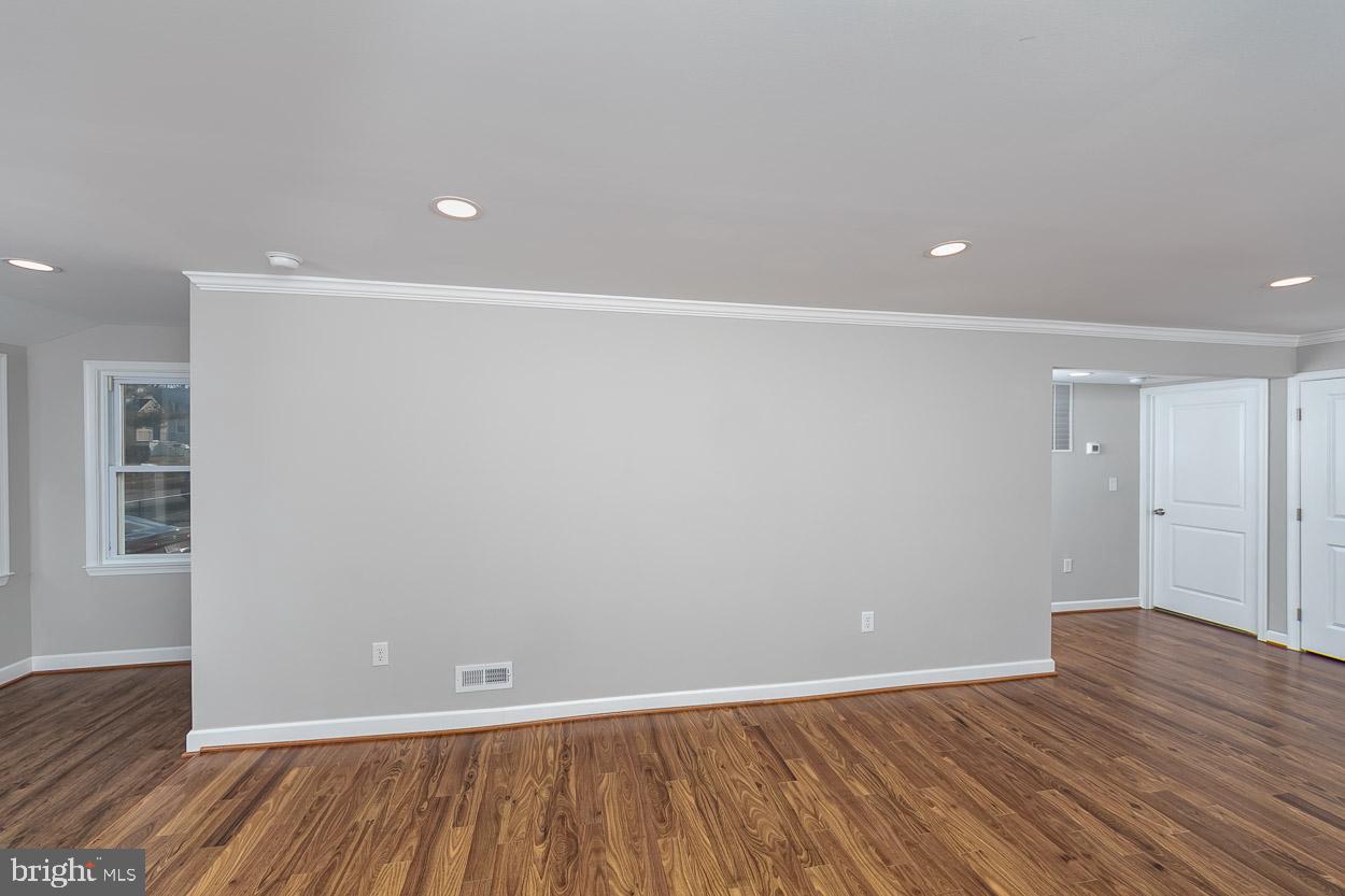 2503 Canterbury Road Baltimore, MD 21234 - Photo 7 of 40 Gallery Image 7