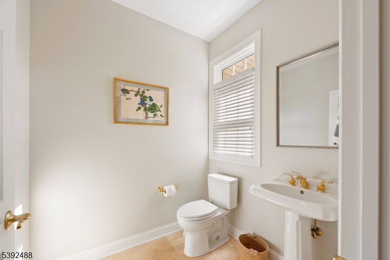 601 Lindabury Lane Califon, NJ 07830 - Photo 11 of 26