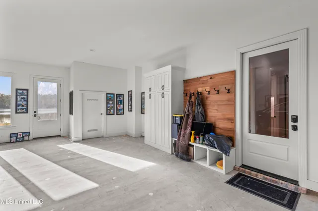 $5,400,000 | 415 Rose Hill Road, Bentonia, MS 39040