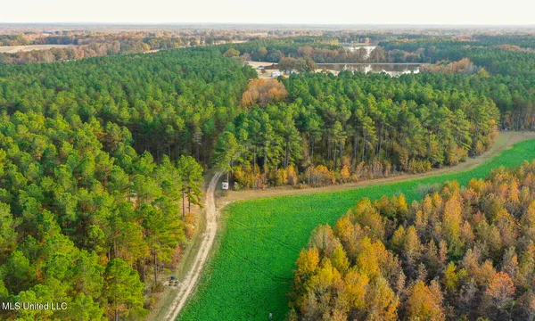 $6,000,000 | 415 Rose Hill Road, Bentonia, MS 39040