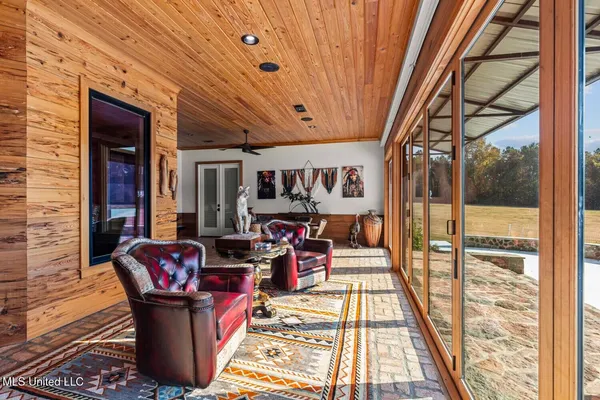 $6,000,000 | 415 Rose Hill Road, Bentonia, MS 39040