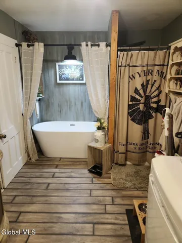 $149,900 | 22 Mc Intyre Street, Fort Edward, NY 12828