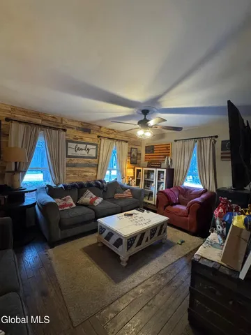 $149,900 | 22 Mc Intyre Street, Fort Edward, NY 12828