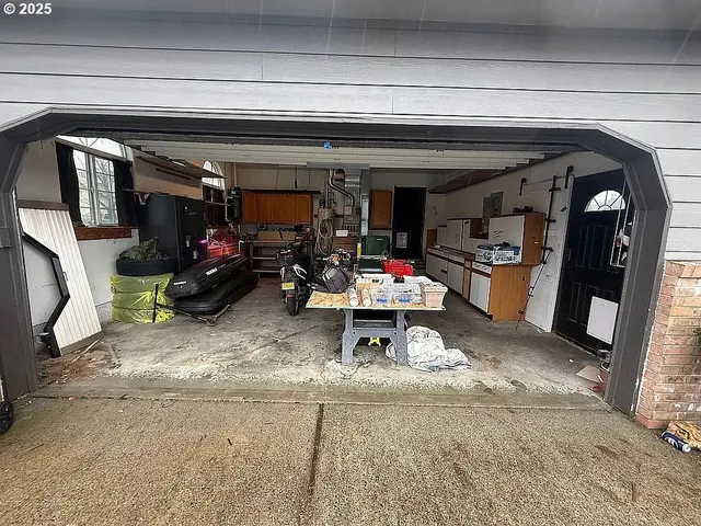 $649,900 | 3310 Tahoma Street, Columbia City, OR 97018