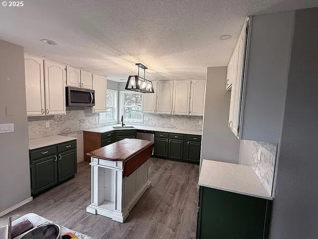 $649,900 | 3310 Tahoma Street, Columbia City, OR 97018