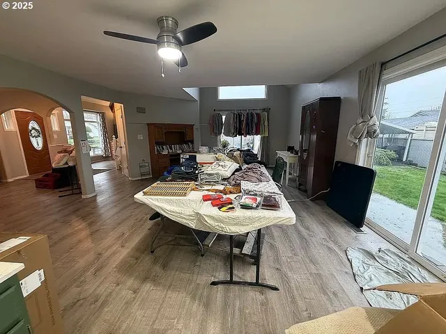 $649,900 | 3310 Tahoma Street, Columbia City, OR 97018