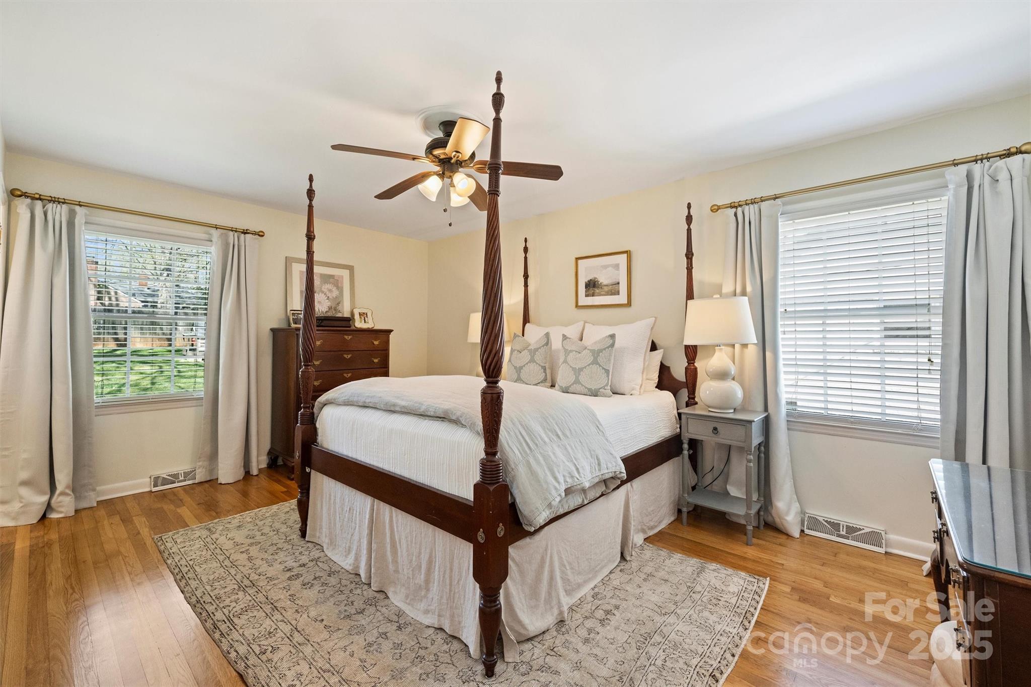 535 Sandridge Road Charlotte, NC 28210 - Photo 13 of 24 Gallery Image 13