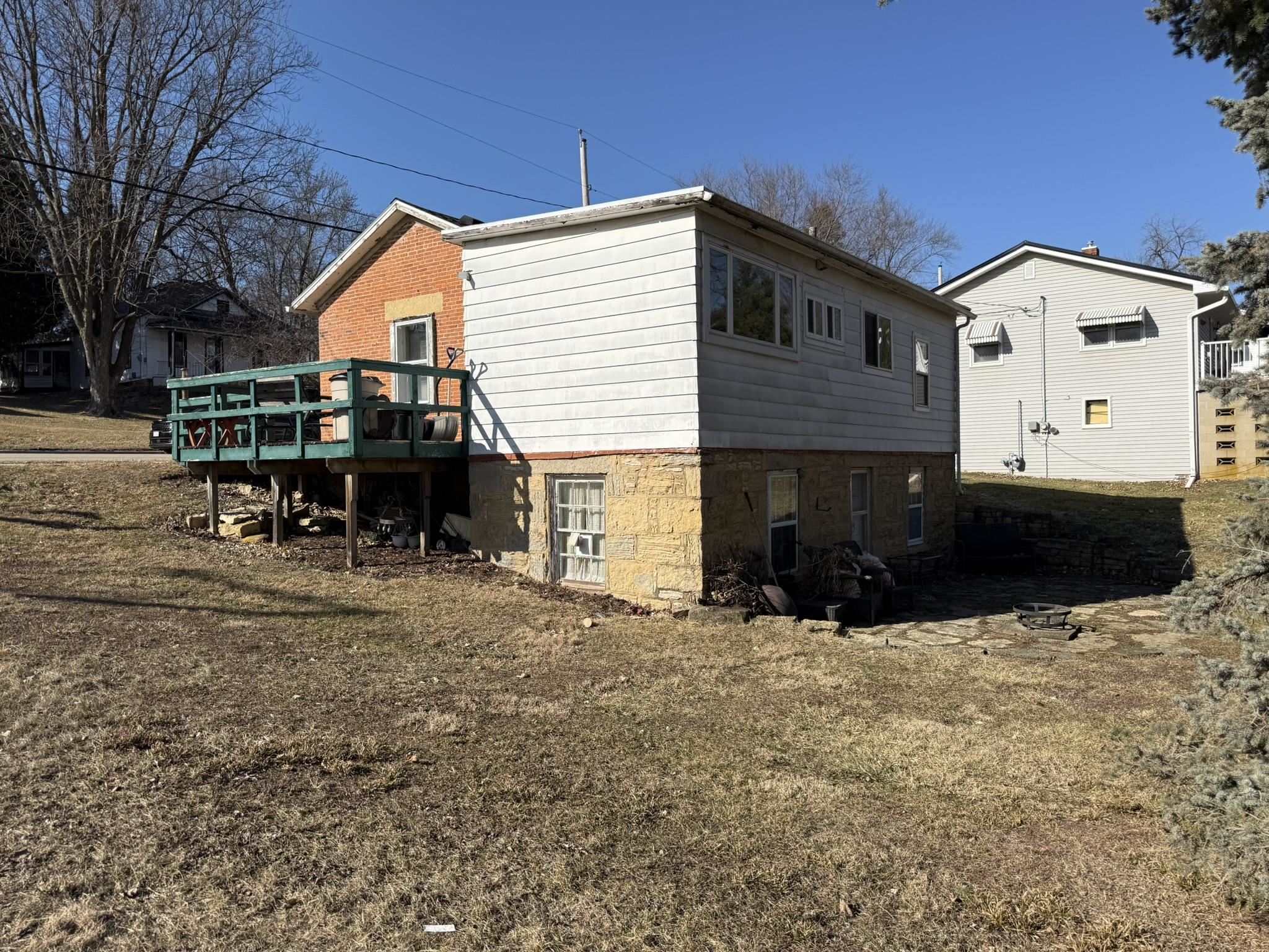 516 South Wisconsin Street Mineral Point, WI 53565 - Photo 22 of 27