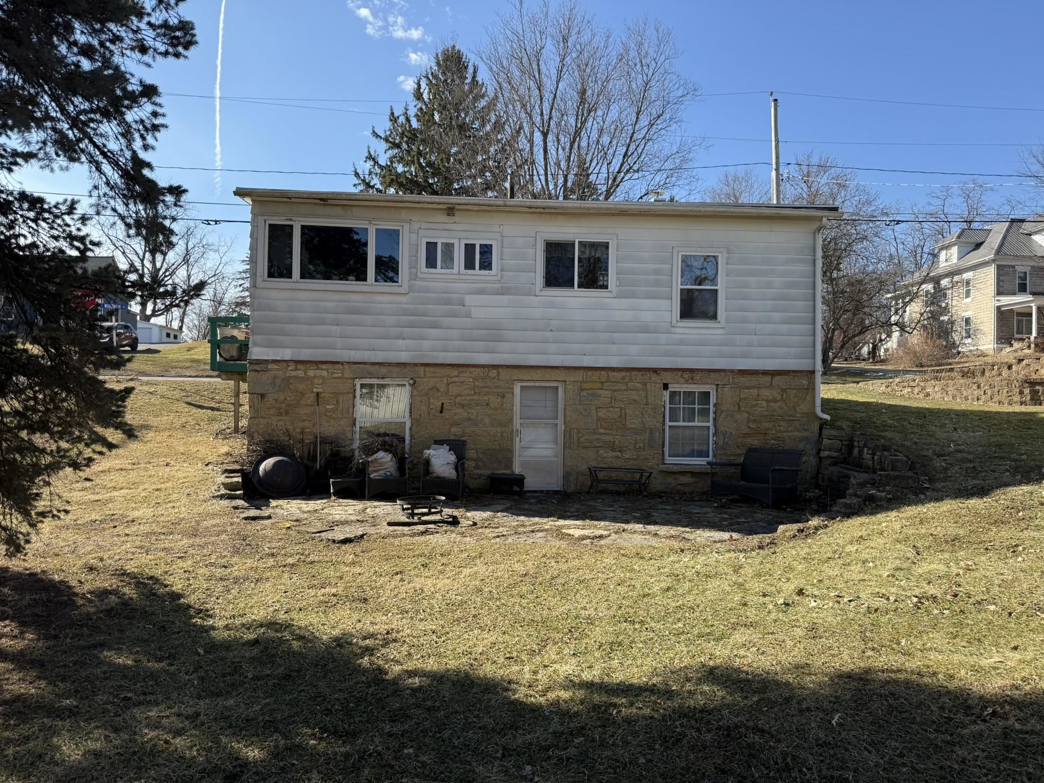 516 South Wisconsin Street Mineral Point, WI 53565 - Photo 23 of 27