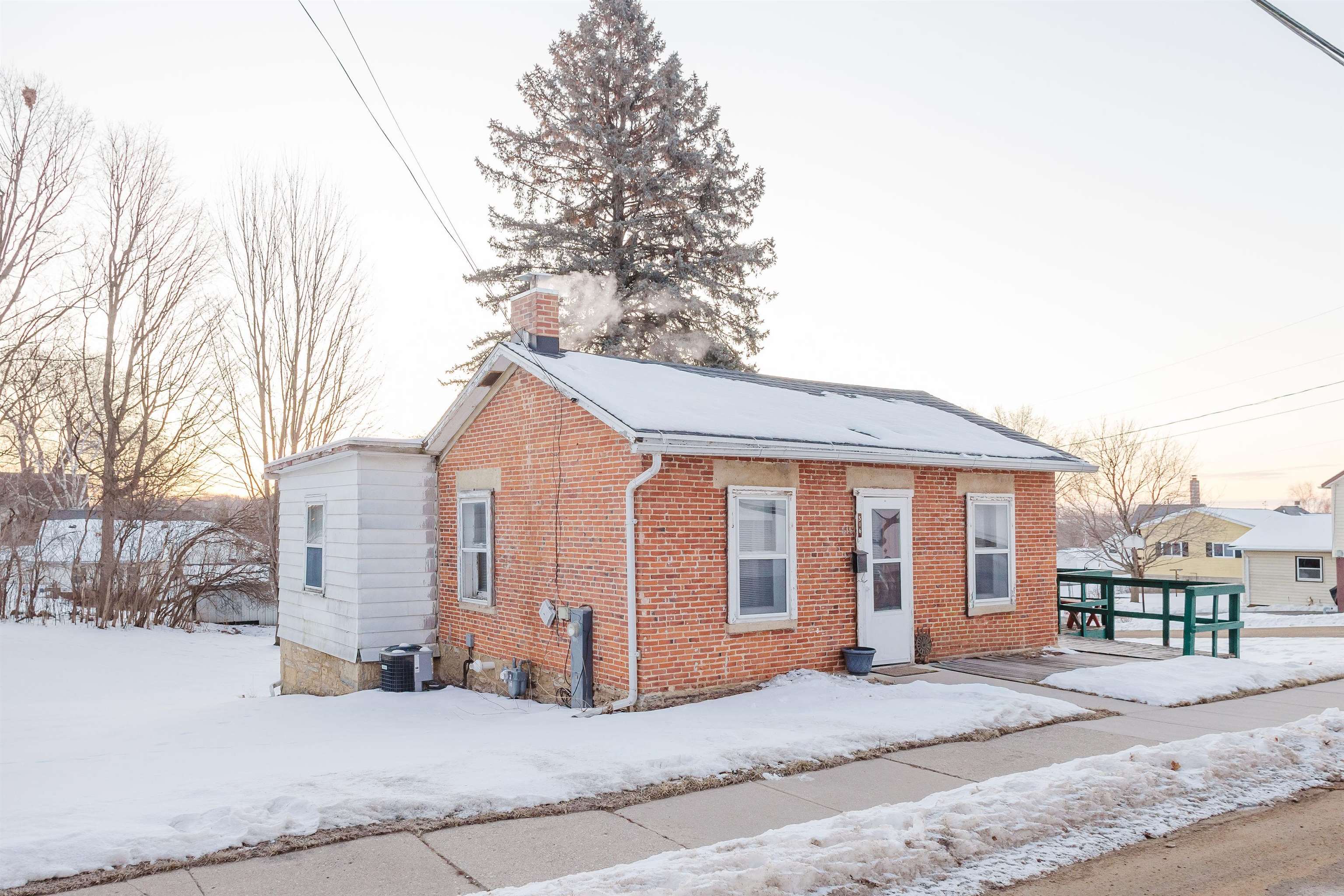 516 South Wisconsin Street Mineral Point, WI 53565 - Photo 25 of 27