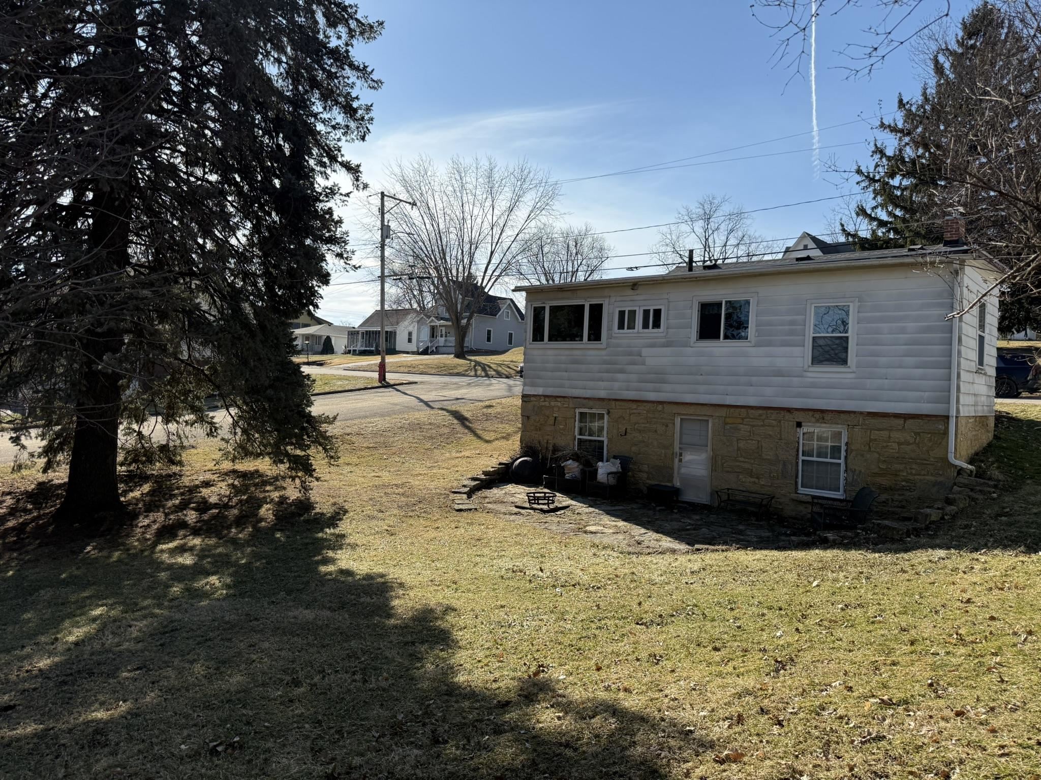 516 South Wisconsin Street Mineral Point, WI 53565 - Photo 5 of 27