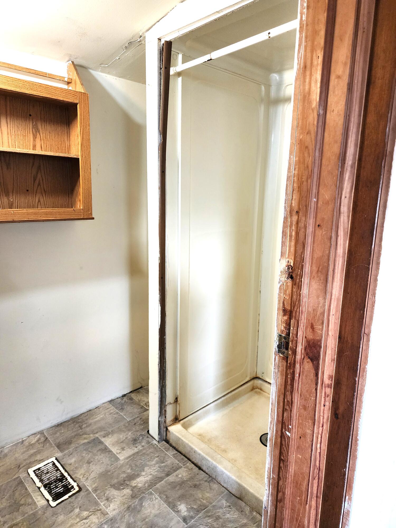210 Middle Street Three Rivers, MI 49093 - Photo 21 of 22 Middle st shower only bathroom 1