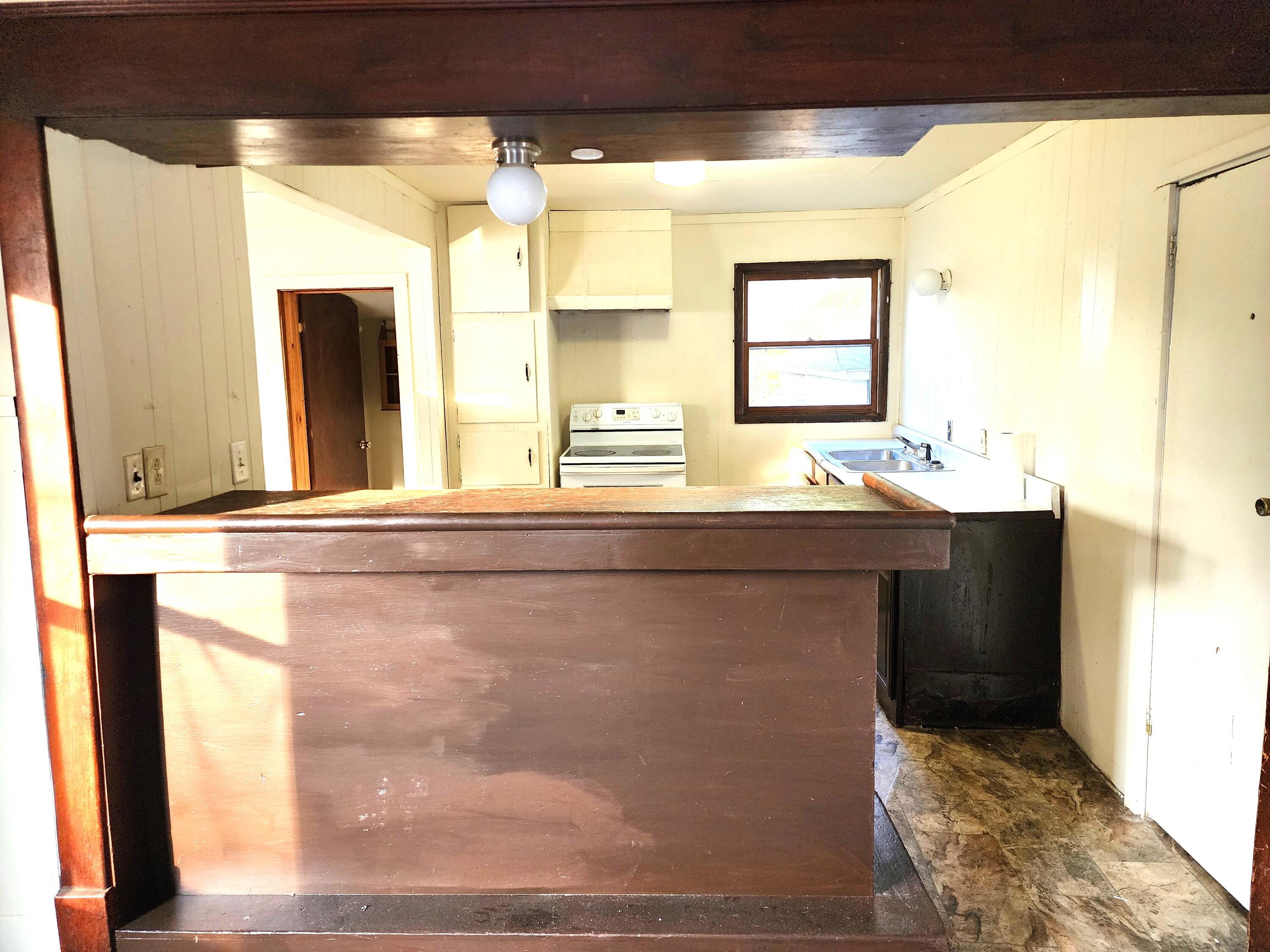 210 Middle Street Three Rivers, MI 49093 - Photo 6 of 22 Middle St kitchen pic 2