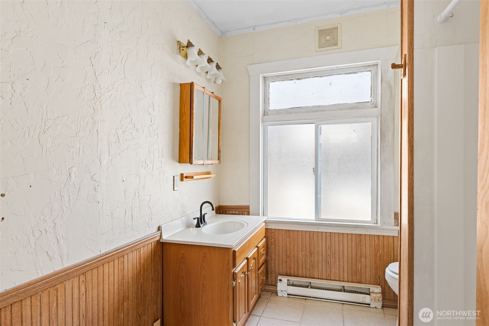 509 West 7th Street Port Angeles, WA 98362 - Photo 20 of 40