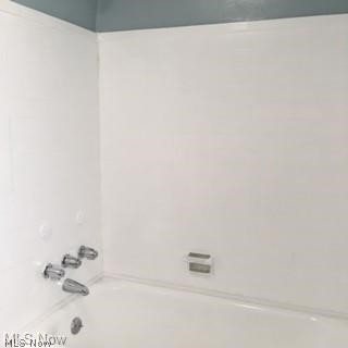1033 Rushleigh Road Cleveland Heights, OH 44121 - Photo 8 of 12