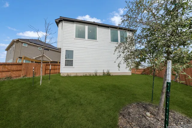 $2,250 | 9719 Stillwater Pass, San Antonio, TX 78254