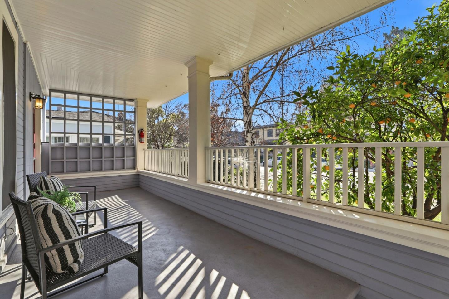 813 Cowper Street Palo Alto, CA 94301 - Photo 6 of 25 a view of balcony with furniture