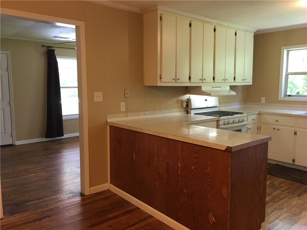 216 South Moss Flat Road Notasulga, AL 36866 - Photo 12 of 25 Gallery Image 12