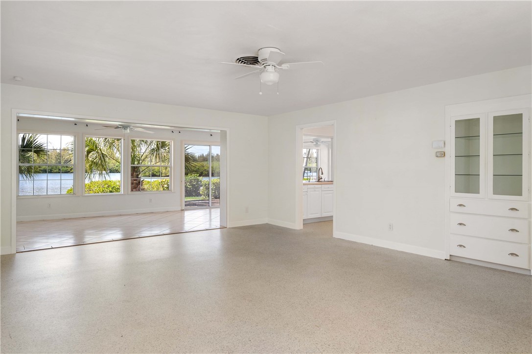 201 Live Oak Road Vero Beach, FL 32963 - Photo 7 of 32