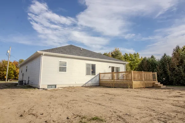 $285,000 | 68 South Jefferson Street, Hamlet, IN 46532