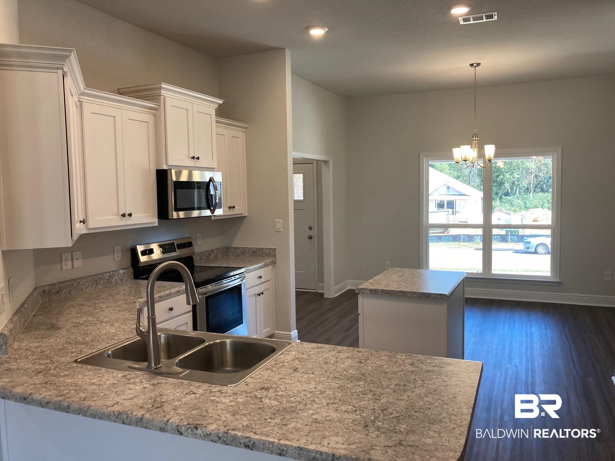 22833 Ridgewood Drive Robertsdale, AL 36567 - Photo 9 of 28 Gallery Image 9