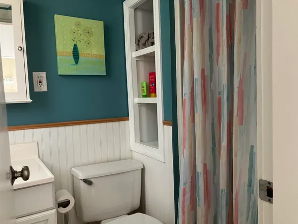 $199,900 | 522 Ocean Boulevard, Unit 6, Hampton, NH 03842